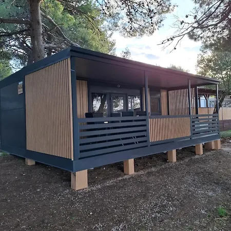 Parque de vacaciones Petra *