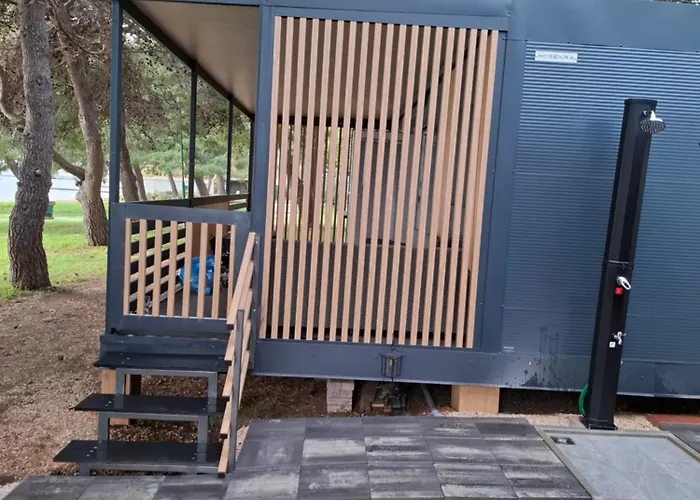 Petra פארק נופש *